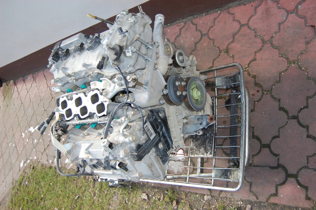 Silnik TOYOTA 3.5 V6 2GRFE CAMRY AVALON 15r. 7735732173