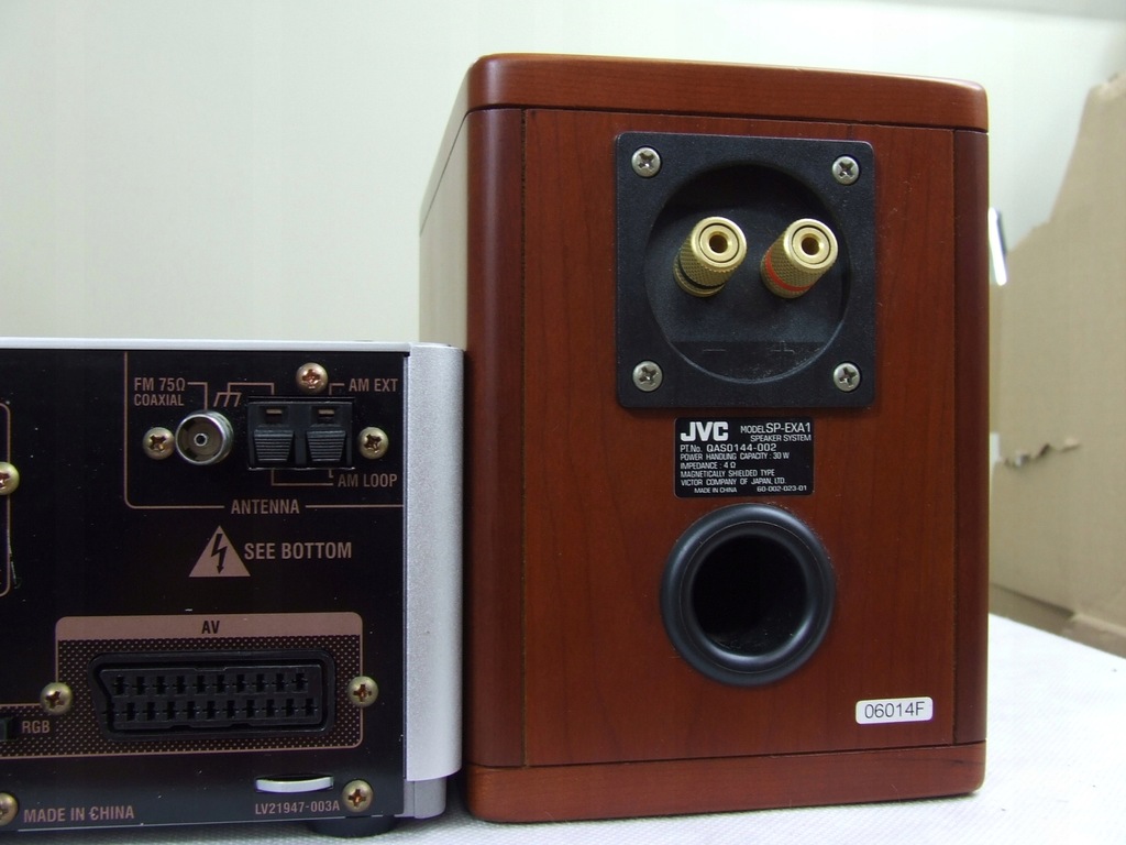 Wieża JVC CAEXA1 /2x30W/DVD/MP3/dts/PILOT 7579195501 oficjalne