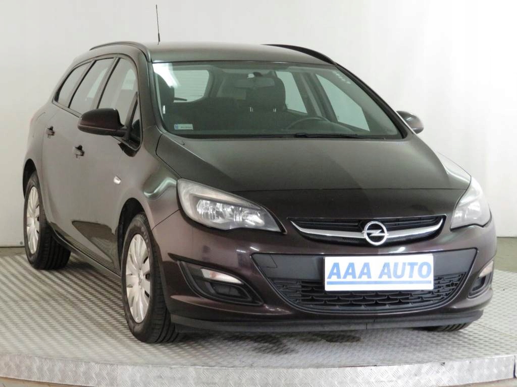 Opel astra salon