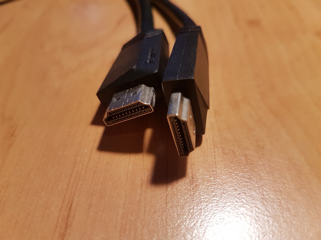 Przewód HDMI-HDMI
