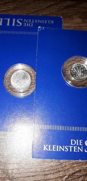 Dwie srebrne monety