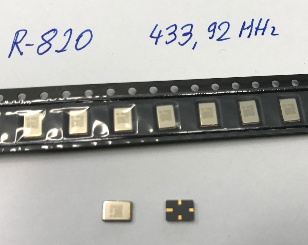 Rezonator SAW R820 - 433,92 MHz - 10szt kpl.
