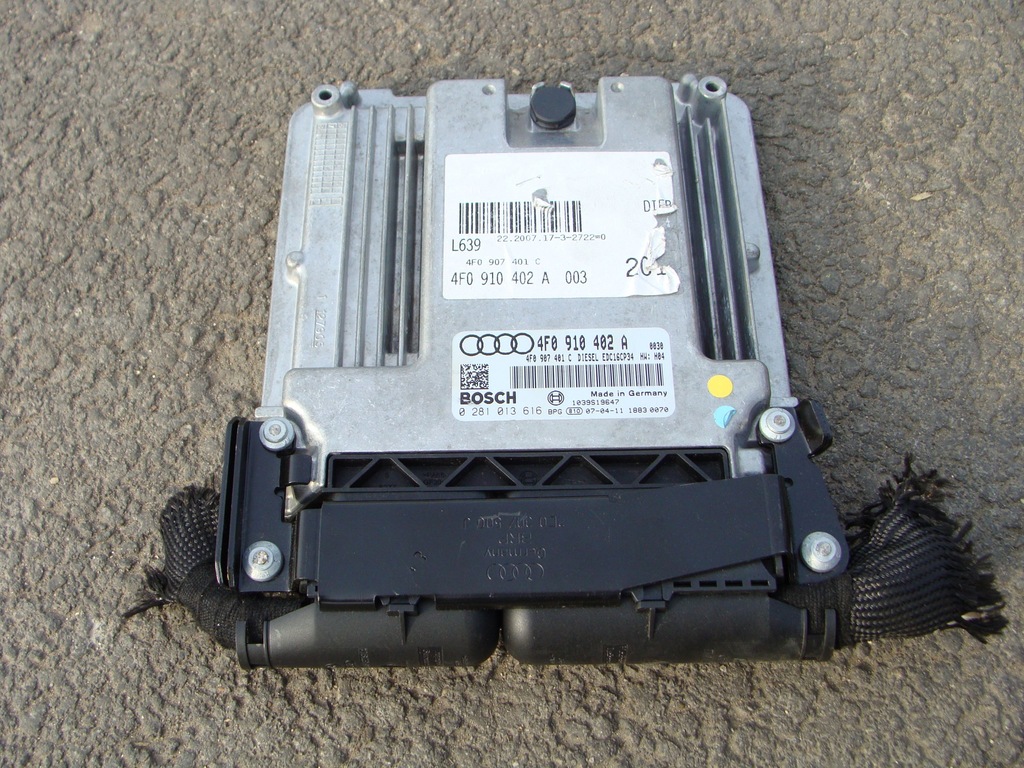 AUDI A6 STEROWNIK 4F0910402A 0281013616