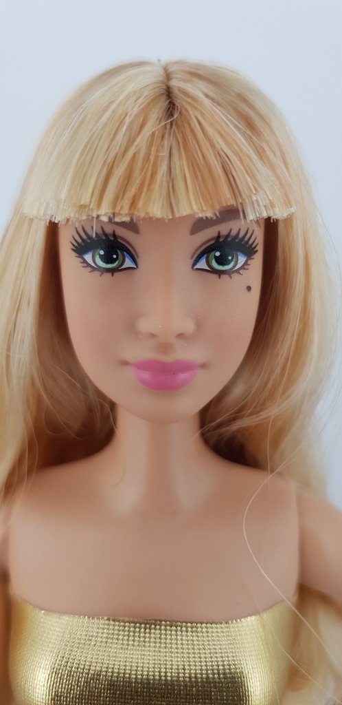 Barbie Goddess Fashionistas wysoka tall grzywka