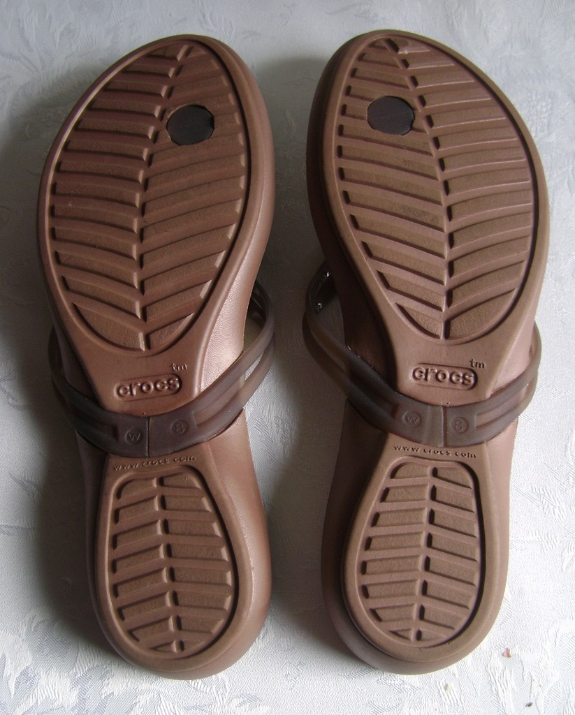 iconic crocs comfort amazon