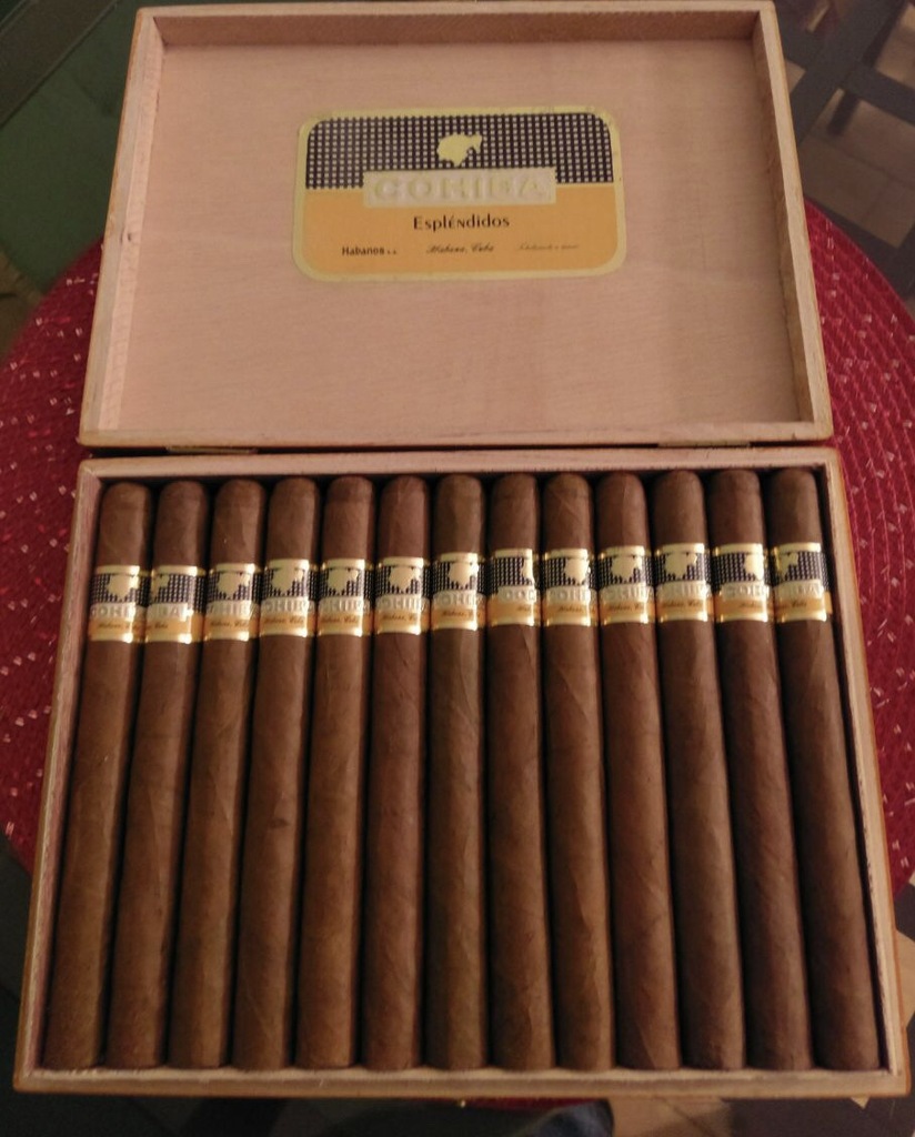 Cygara kubańskie COHIBA Esplendidos 32 szt.