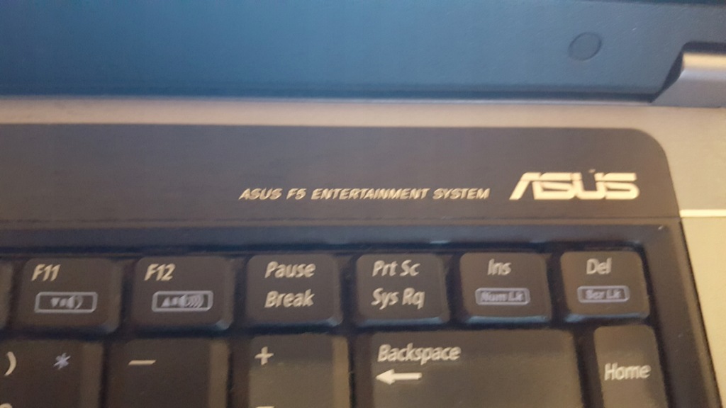 Asus f5sl не включается