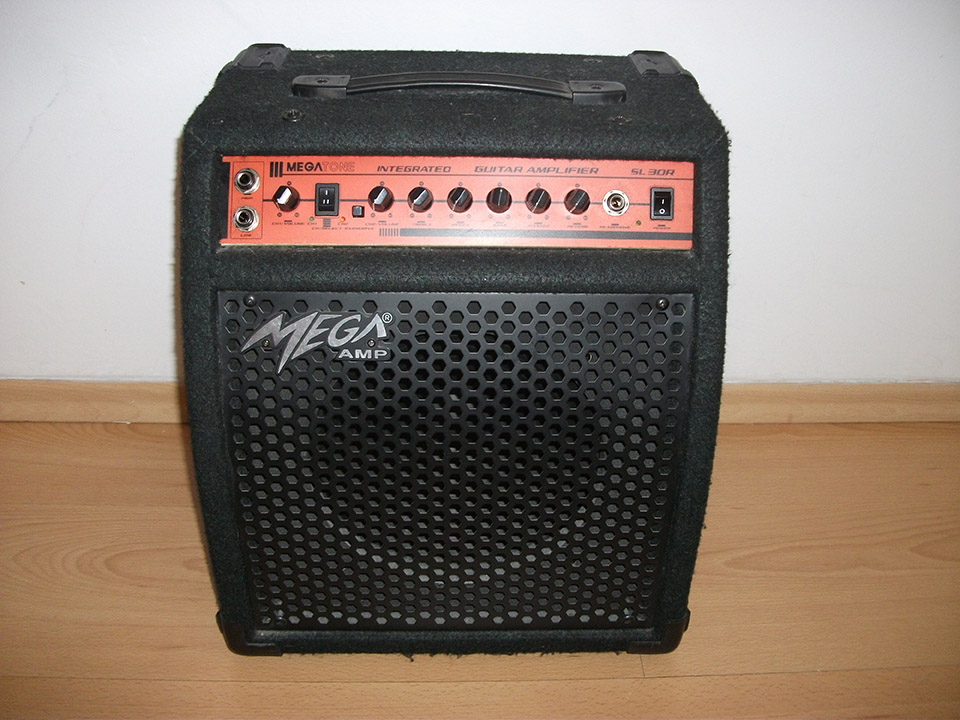 Wzmacniacz Piecyk Combo Gitarowe MEGA AMP - 30W
