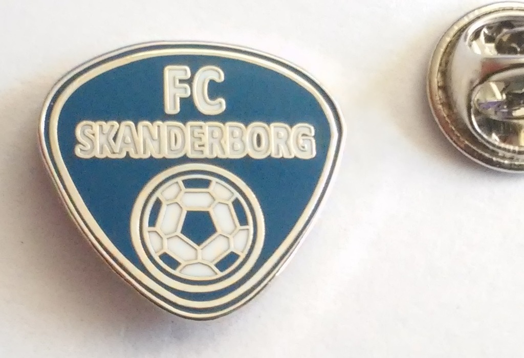 Odznaka FC SKANDERBORG (DANIA) pin