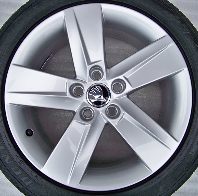 FELGI ALUFELGI 16 5x100 SKODA FABIA RAPID VW NOWE