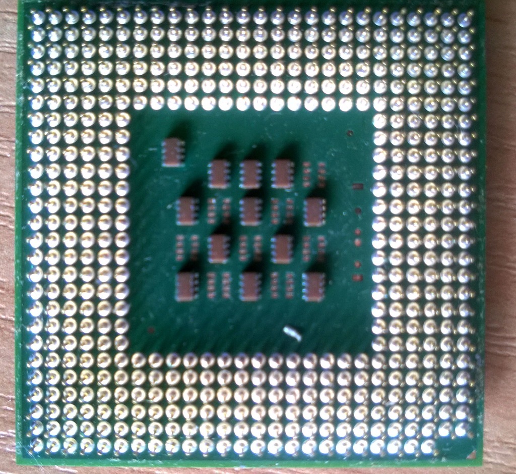 Procesor Intel Pentium 4 SL6GS/ 2,4GHz/ 512/ 400