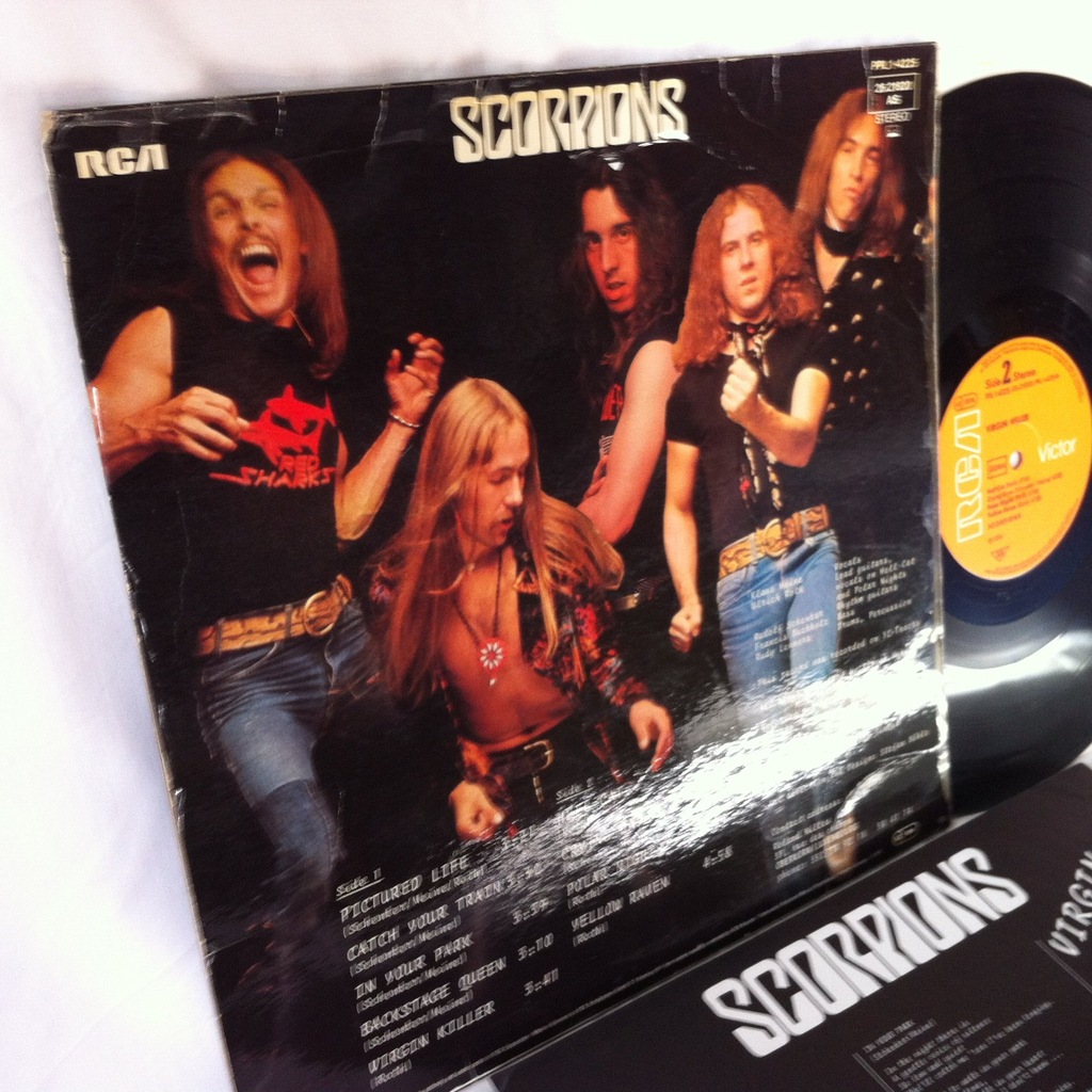 Scorpions Virgin Killer 1976 RCA レコード s-l1200.jpg