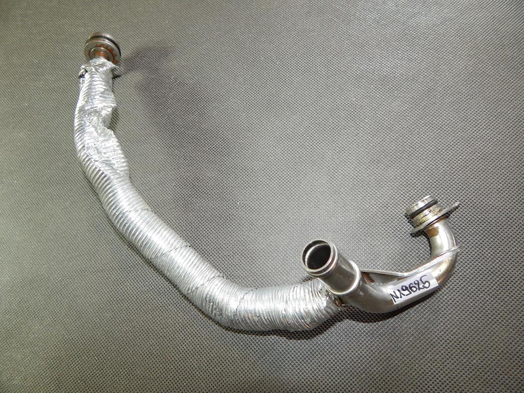 AUDI A3 8V CABLE PIPE
