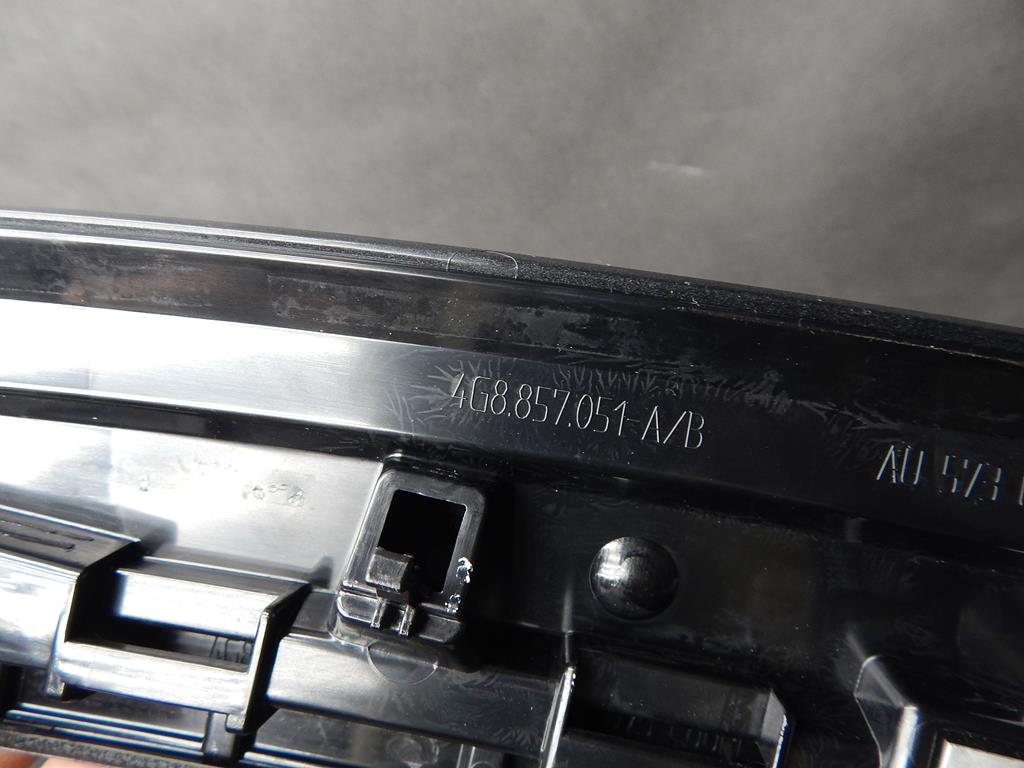 AUDI A7 4G moulding upper of the dashboard 4G8857051