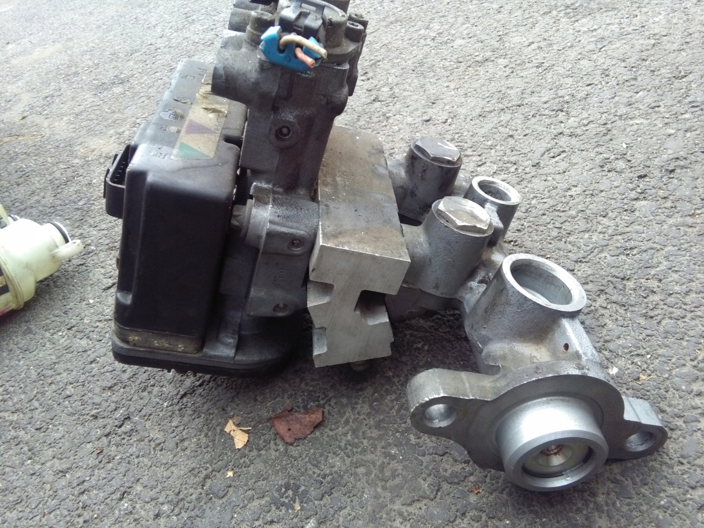brake booster ABS control unit OPEL SINTRA 2.2