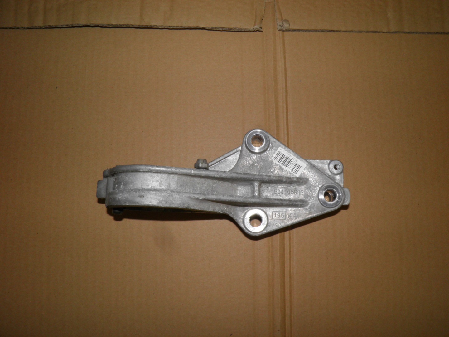 DUCATO 2012- 2.3JTD SUPPORTO SEMIASSE DESTRO 504105912