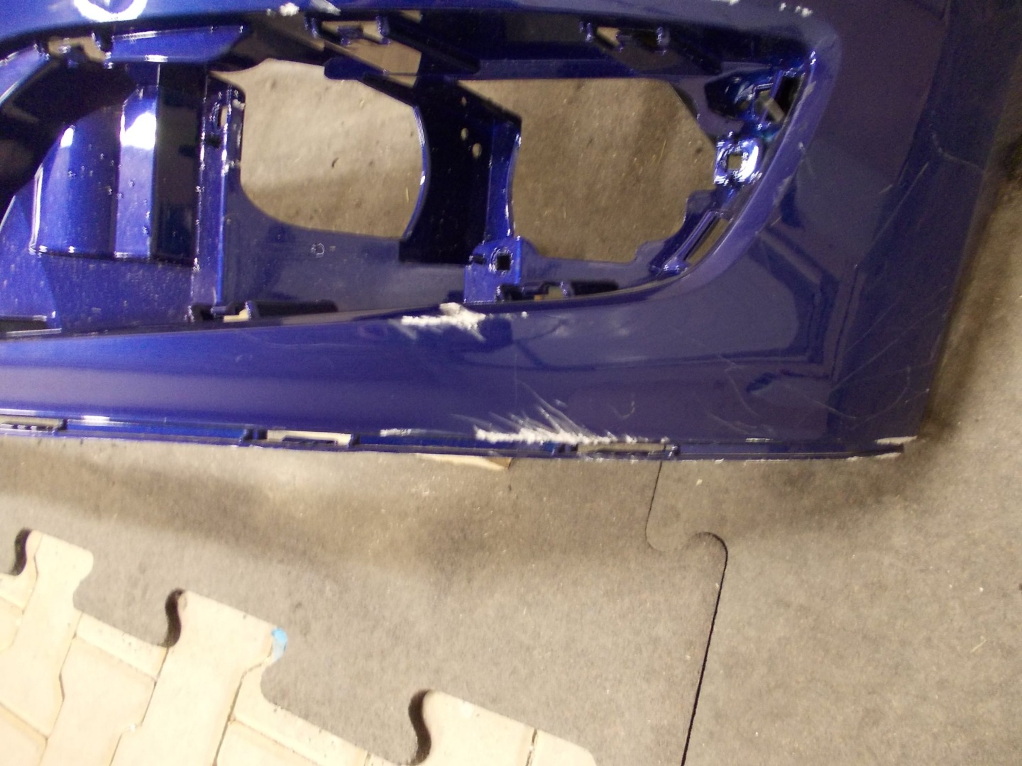 PARE CHOC AVANT FORD C MAX 15
