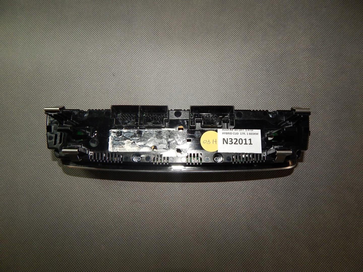AUDI A3 8V Unite commande clima