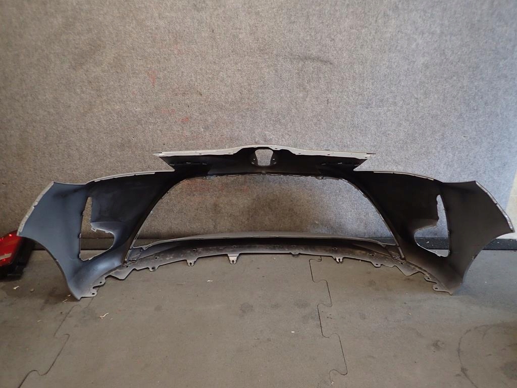 nárazník předek přední TOYOTA YARIS IV 17