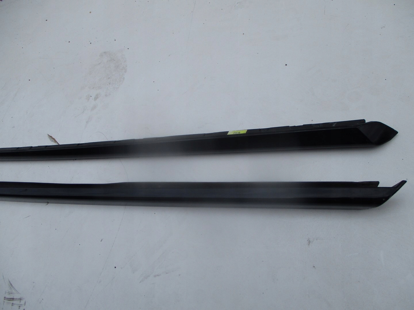 moulding mouldings windows przedniej AUDI A8 4N0 17R D5