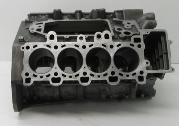 БЛОК ДВИГАТЕЛЯ BMW 7 E65 745d 4.4d 4.5d M67 M67D44