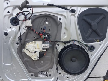 фото thumb №4, Дверь skoda superb ii 3t0