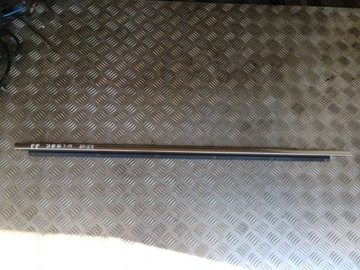 фото thumb №1, Vw jetta golf v 5 молдинг правая перед хром 2007