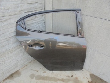 Mazda 3 bm двері праві задні фото №1