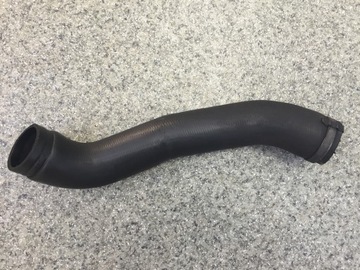 Volvo c30 s40 v50 1.6 d шланг труба интеркулер 05- фото №1