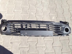 решетка радиатора renault CLIO IV