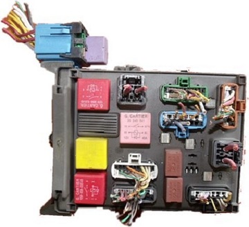 Блок предохранителей Renault Laguna 2 в Ростове-на-дону