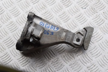 Кронштейн крепление двигателя bmw 3 e90 6781916, фото