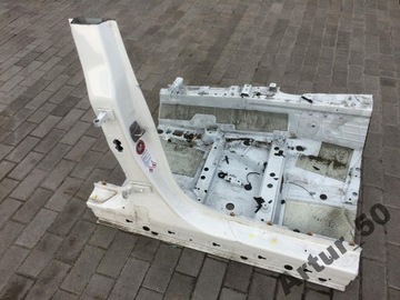 Порог стойка правая четверть bmw 1 f20, фото