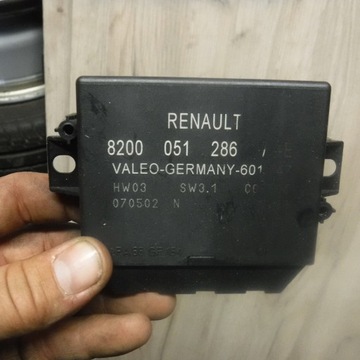 Parking sensors control unit laguna 2 8200051286, фото
