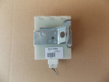 Avensis t25 03-06 block control unit 89741-05070, фото