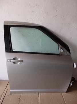 Right door front right suzuki swift mk6 05-08 zcc, фото