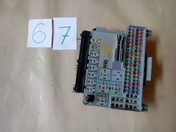 Vectra b 1.6 16v fuse box 09152787, фото