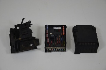 Vw passat b6 tdi fuse box 3c0937125, фото