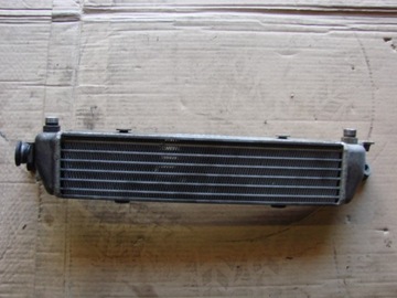 Audi r8 2008r tepalo radiatorius dėzės 420617021a, pirkti