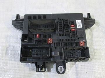 Fuse box opel insignia 22737768 -03, фото