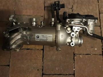Bmw g01 g11 30 g32 радиатор газов 8574815, фото