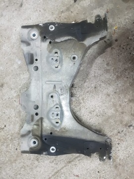 Suspension beam trolley bracket renault clio 4 1.5 dci, фото