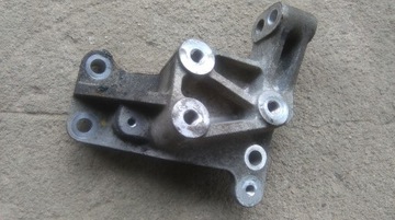 Nissan pixo 1.0 b bracket fasteners, фото