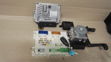 Ford focus mk3 restyling set to ignition computer, фото