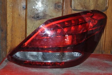 MERCEDES C KLASA W205 SEDAN LED DIODA PRAWA