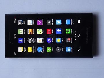 Смартфон BlackBerry Leap STR100 - 1 LTE сенсорний великий