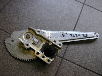 MAZDA 323F BJ MECHANIZMUS OKNO PRAVÝ ZADNÍ