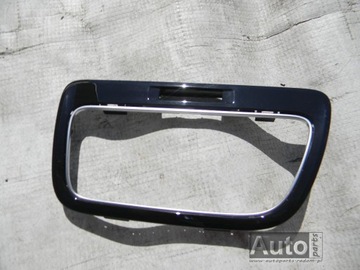 фото ориг. №2, Frame grilles ventilation right 5g1819742 vw golf vii