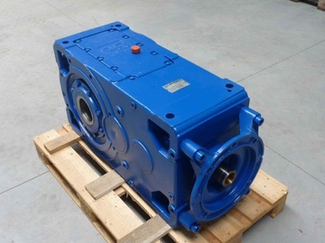 MOTOREDUKTOR PRZEKŁADNIA 54kW i=62