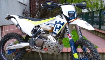 Светодиодная лампа ET-RACING HUSQVARNA 17 Dual.5 Race.5